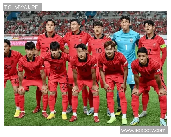 南京足球队在邀请赛中的节奏表现分析与精彩瞬间回顾 南京足球队在邀请赛中的节奏表现分析与精彩瞬间回顾